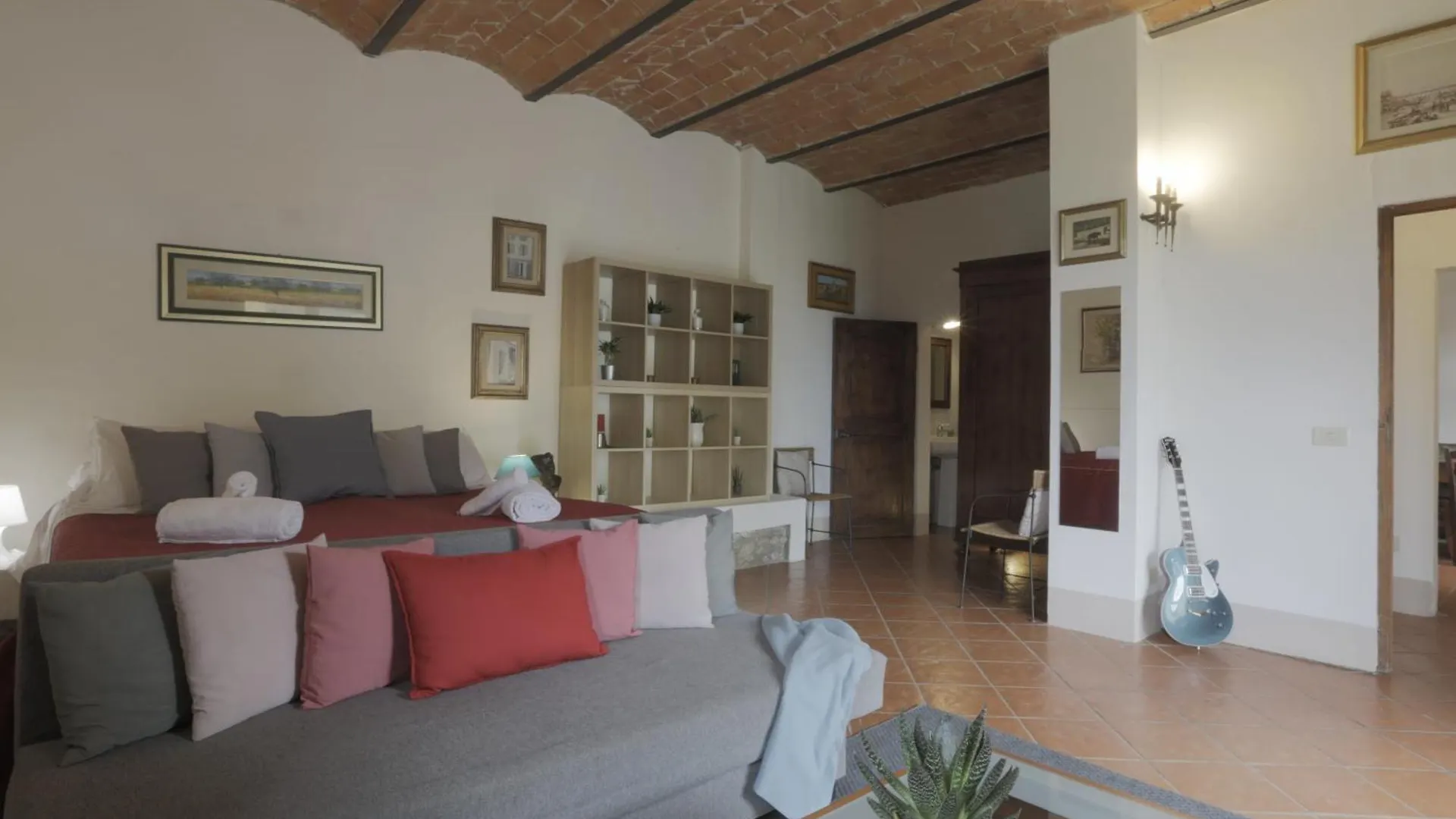Apartment Apt Con Piscina La Stalla, 10 Min Firenze In Piena Campagna Toscana Italy