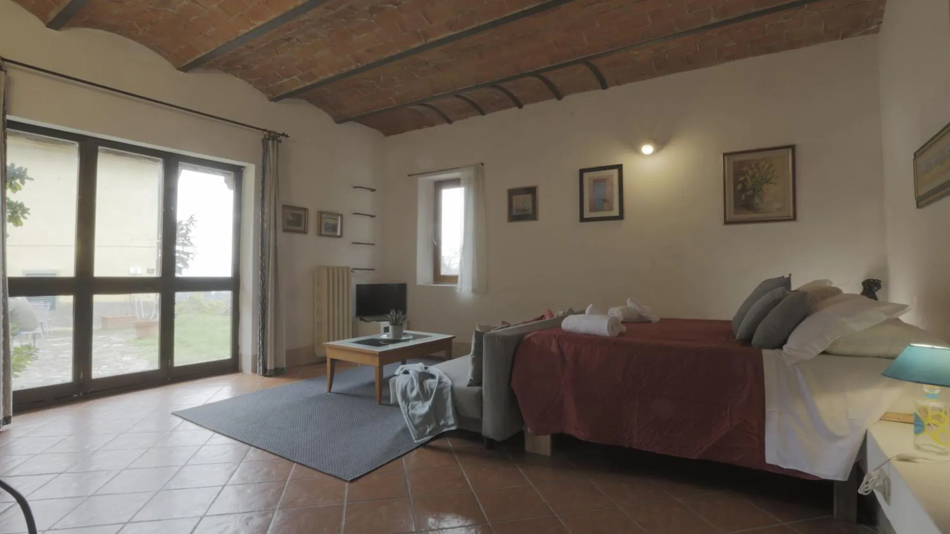 Apartment Apt Con Piscina La Stalla, 10 Min Firenze In Piena Campagna Toscana
